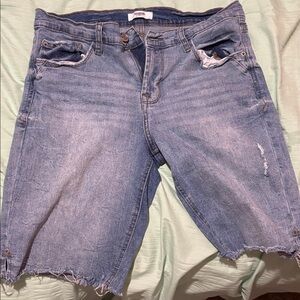 Casual Blue Denim Cutoff Shorts